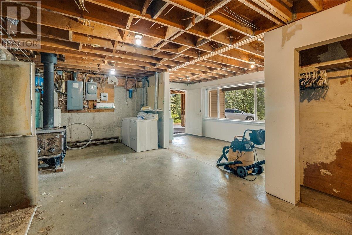 5270 Callbeck Road, Nelson