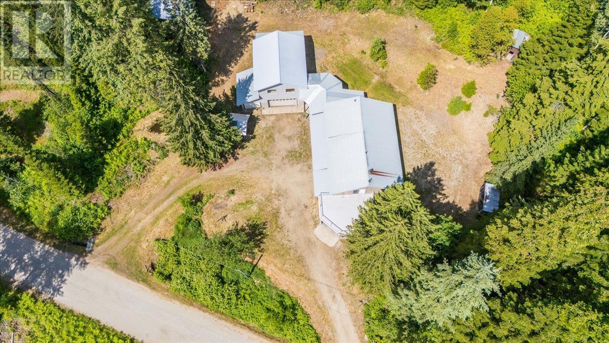 5270 Callbeck Road, Nelson