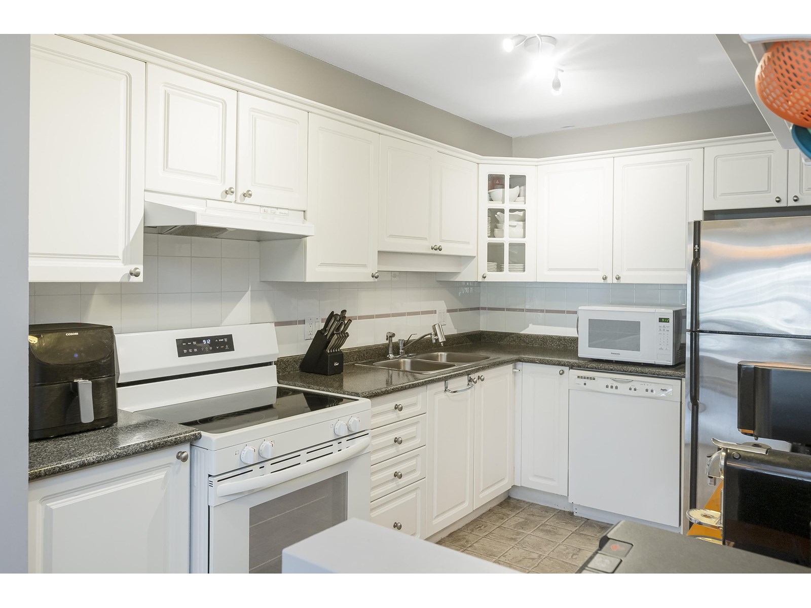 Photo 12 of 209 9018 208 Street, Langley BC