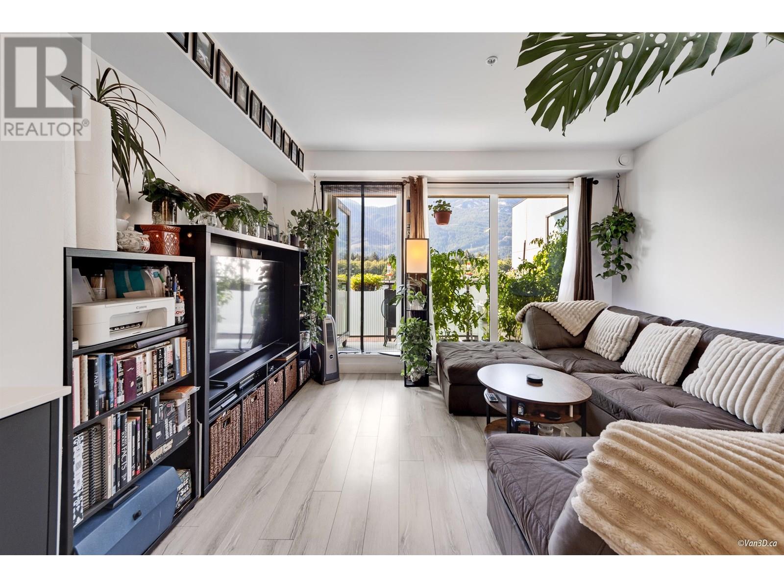 405 38013 THIRD AVENUE, Squamish real estate listing R2993376