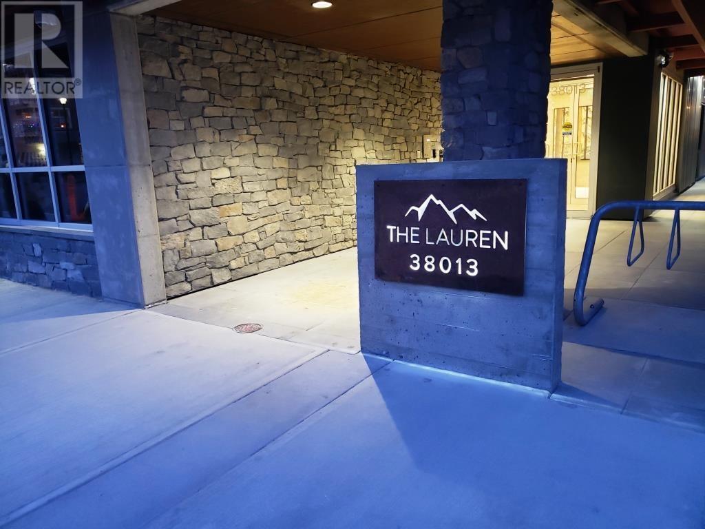 405 38013 THIRD AVENUE, Squamish real estate listing R2993376