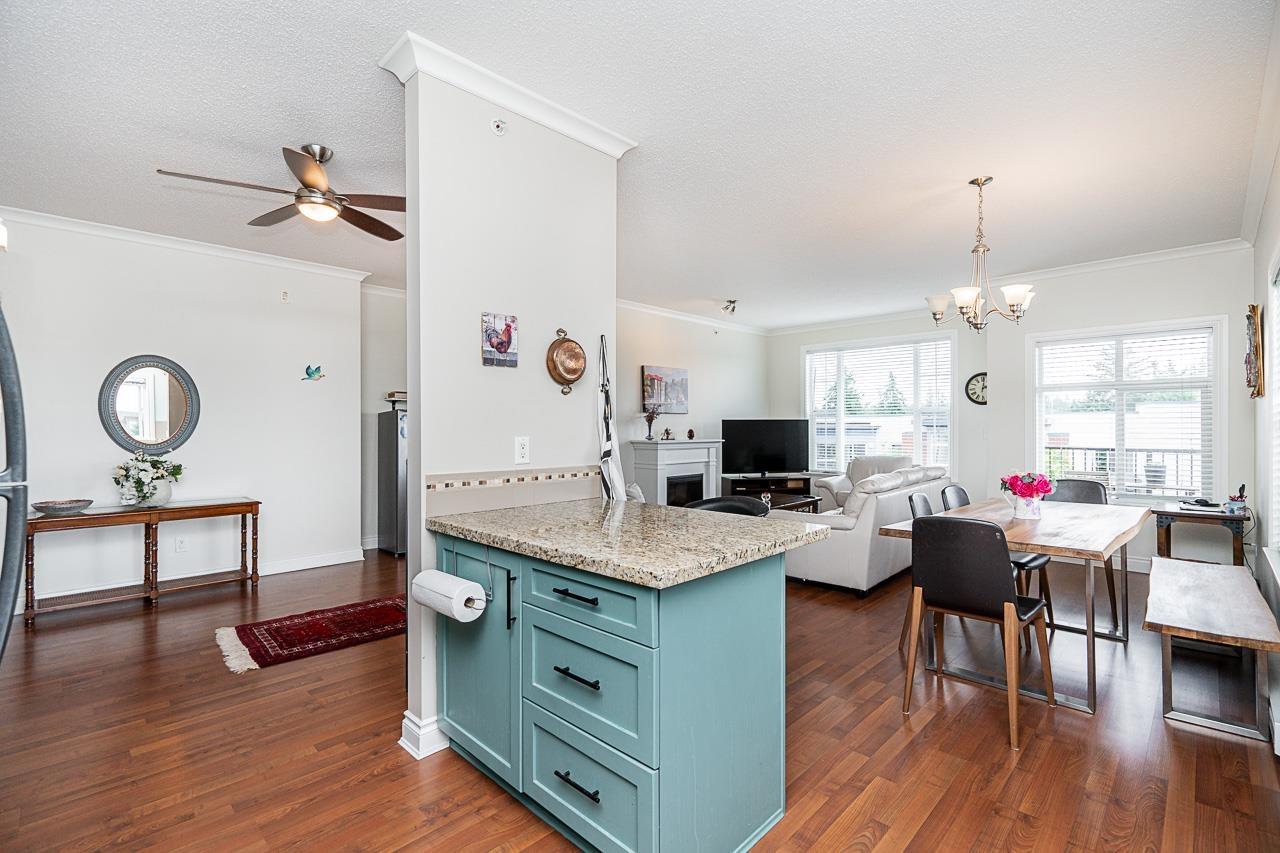 Photo 5 of 408 20286 53 A Avenue, Langley BC