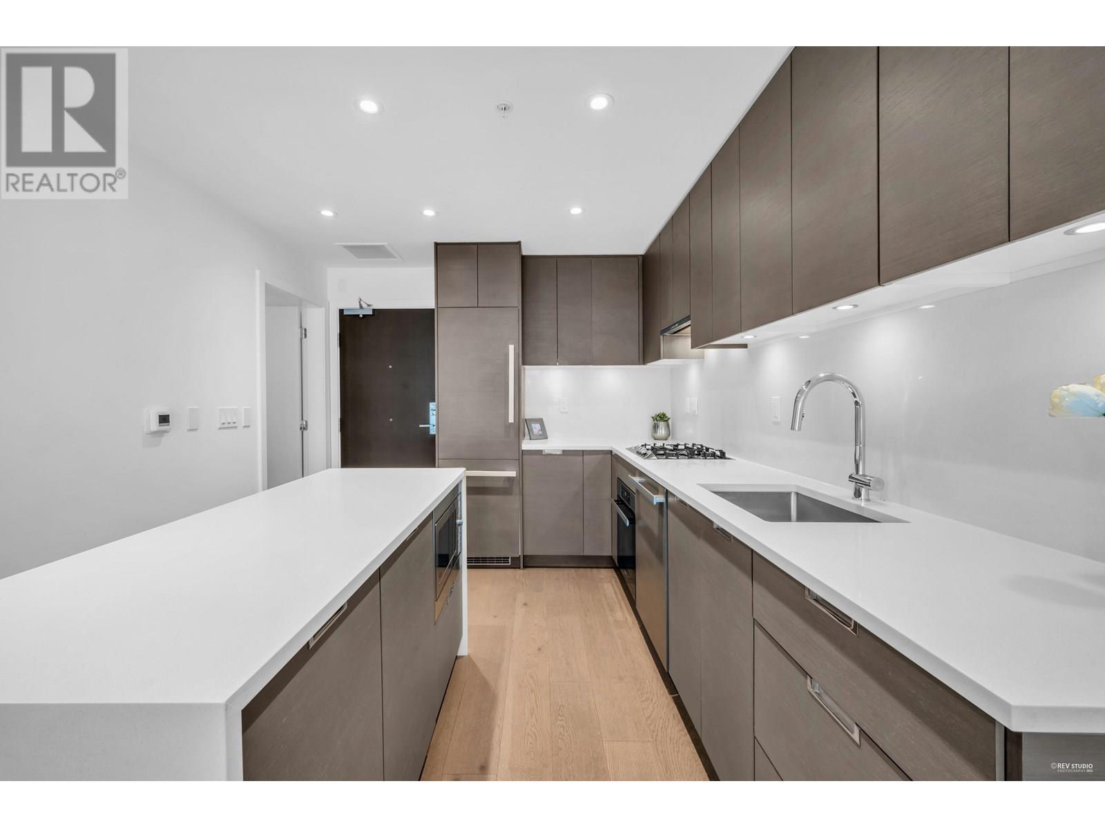 Photo 38 of 407 6328 Cambie Street, Vancouver BC