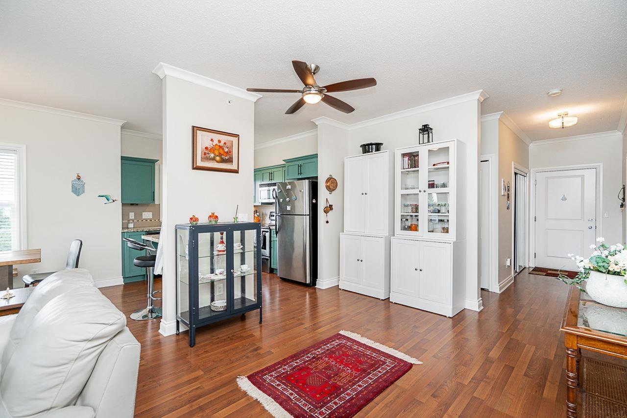 Photo 8 of 408 20286 53 A Avenue, Langley BC