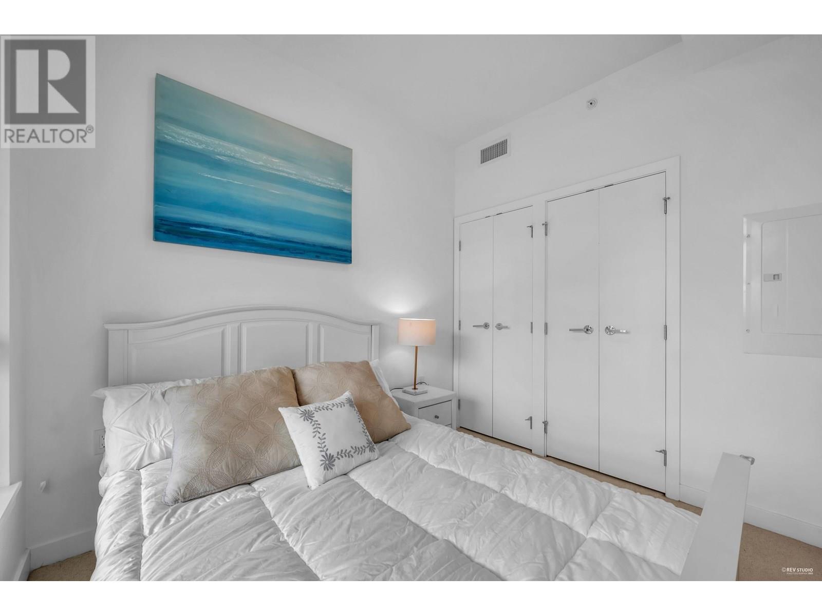 Photo 5 of 407 6328 Cambie Street, Vancouver BC