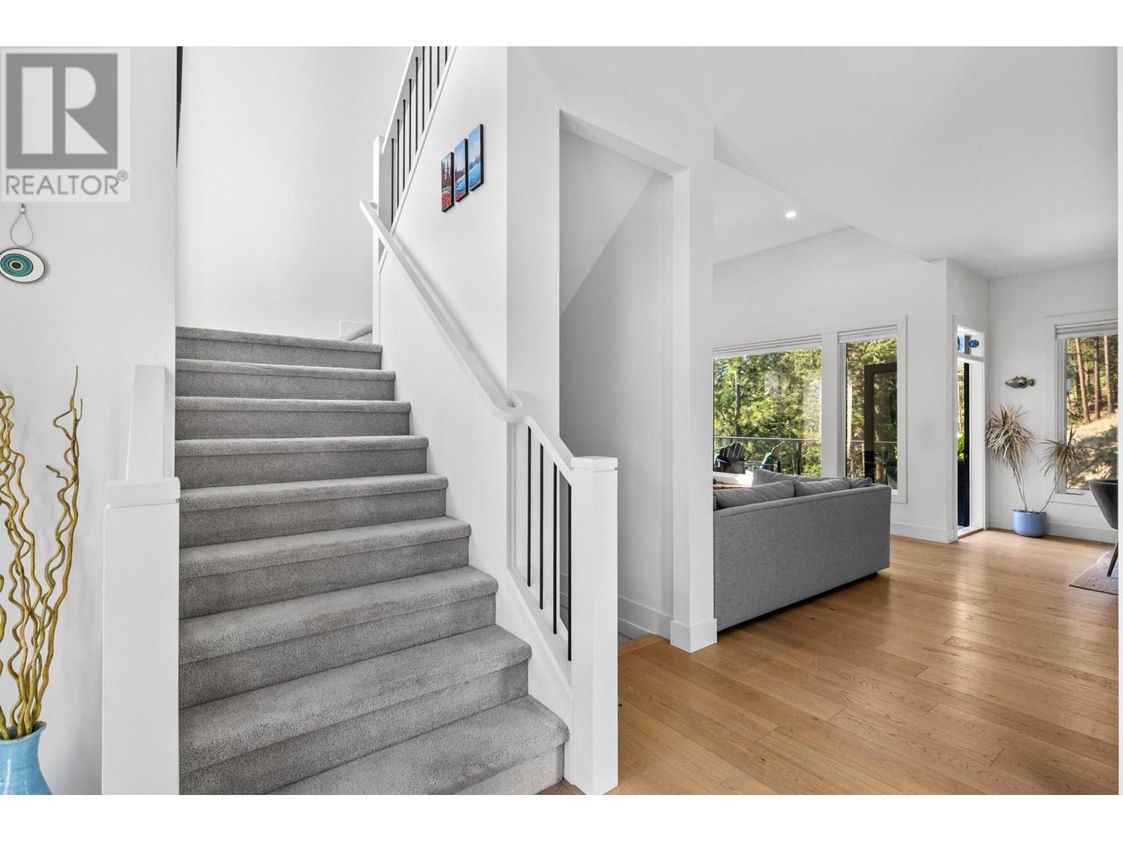 22 830 Westview Way, West Kelowna