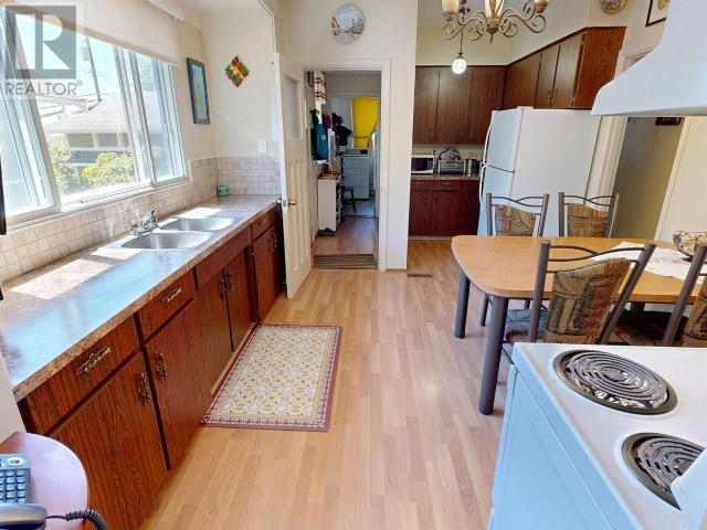 5751 MAPLE AVE, Powell River