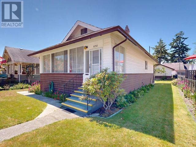 5751 MAPLE AVE, Powell River