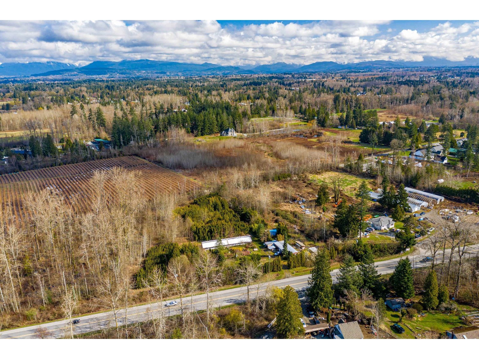 Photo 7 of 24183 Fraser Highway, Langley BC
