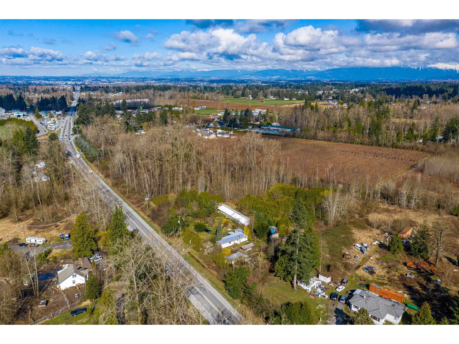 Photo 18 of 24183 Fraser Highway, Langley BC