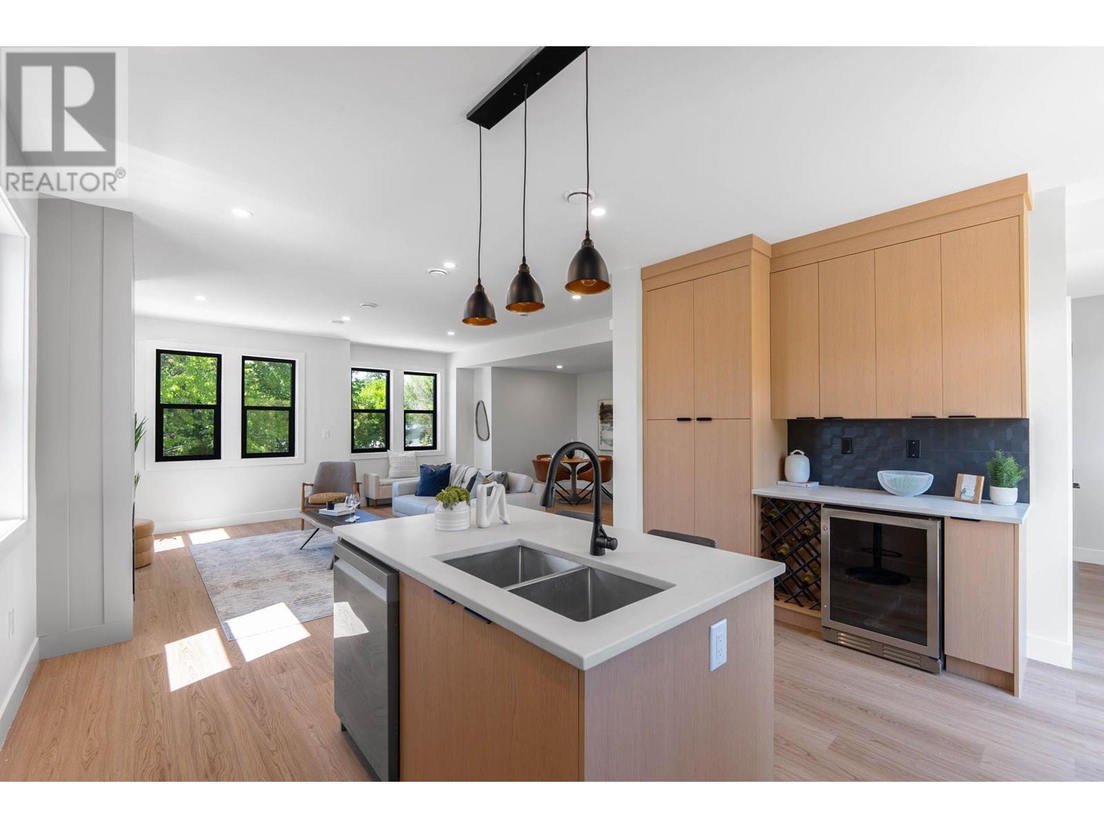1 3590 Redecopp Road, Lake Country