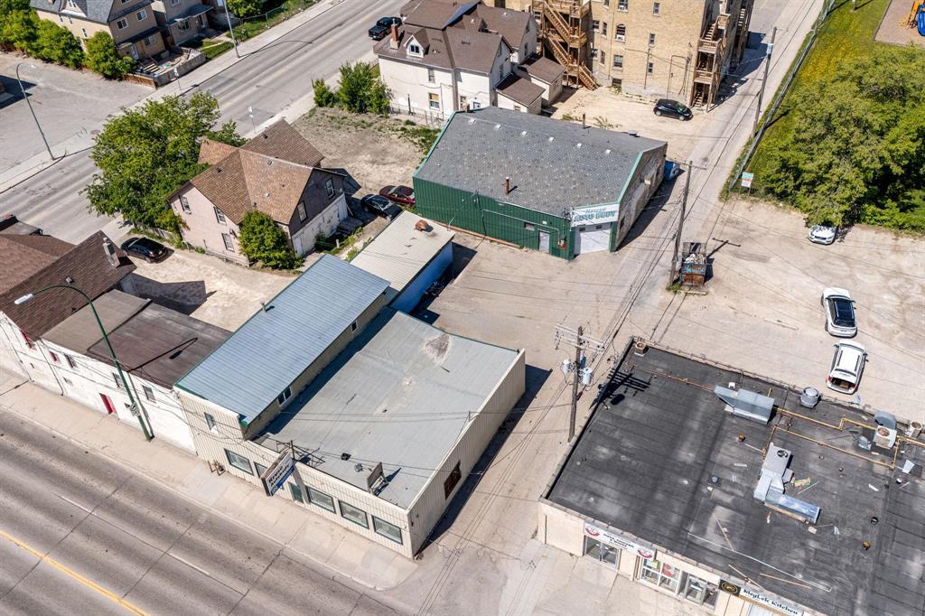 Photo 6 of 146 Isabel Street, Winnipeg MB