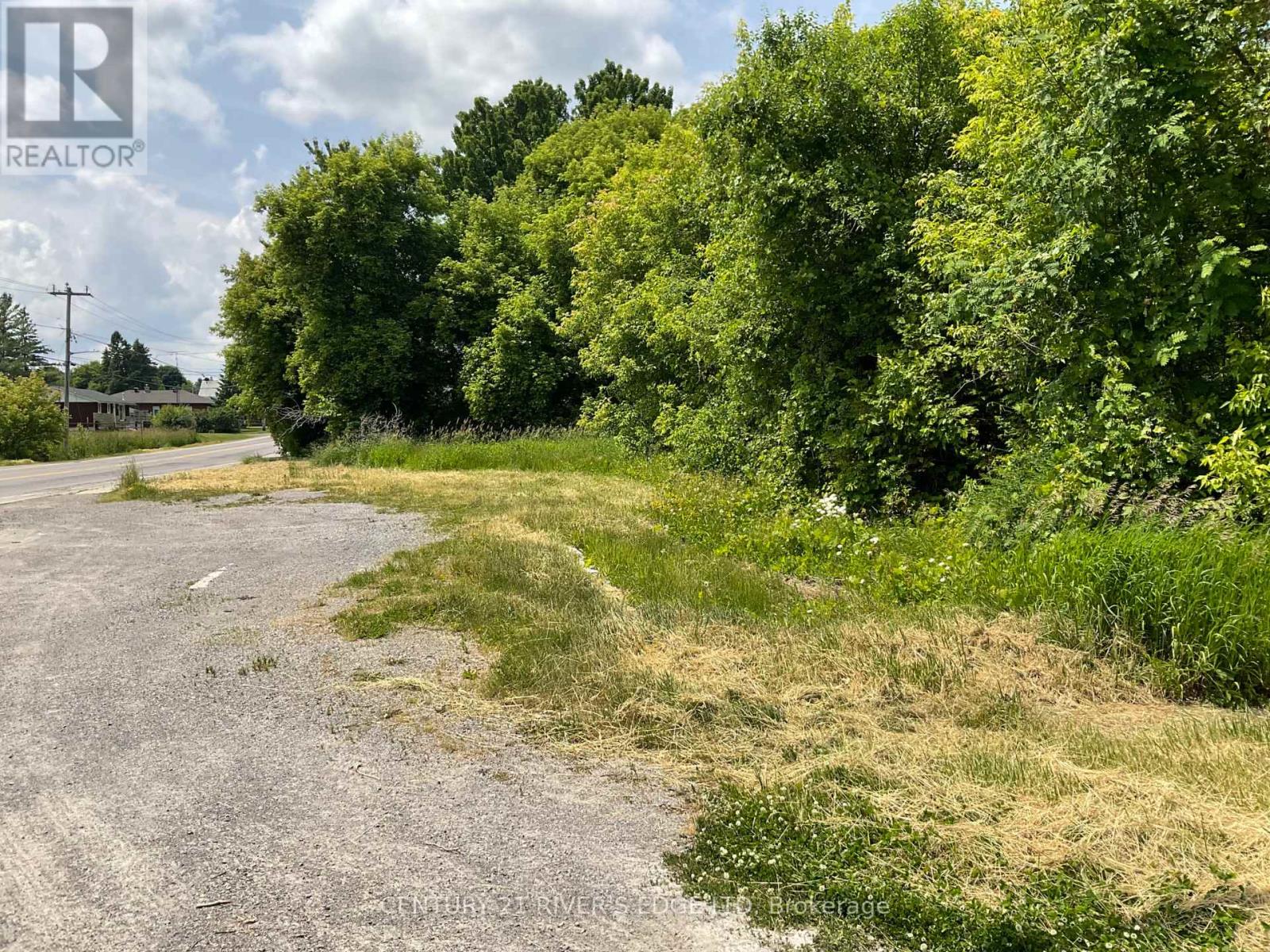 Photo 4 of 354 County Rd 16 Road, Elizabethtownkitley ON