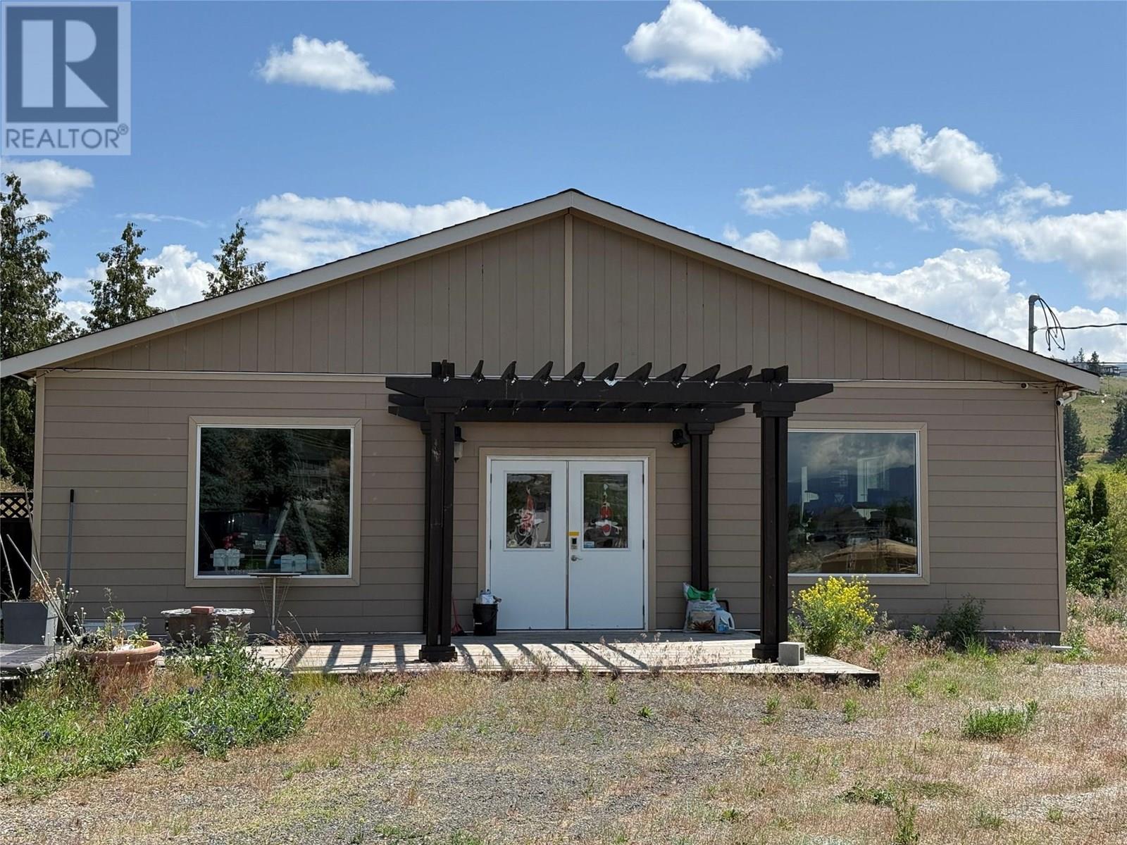  1605 Garner Road, Kelowna