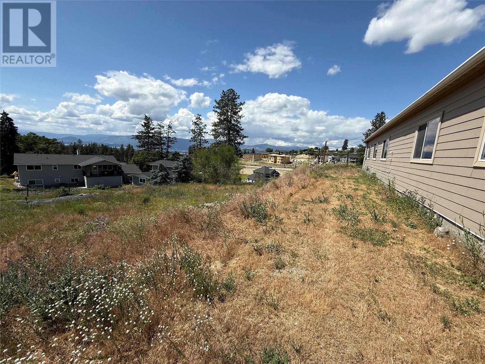  1605 Garner Road, Kelowna