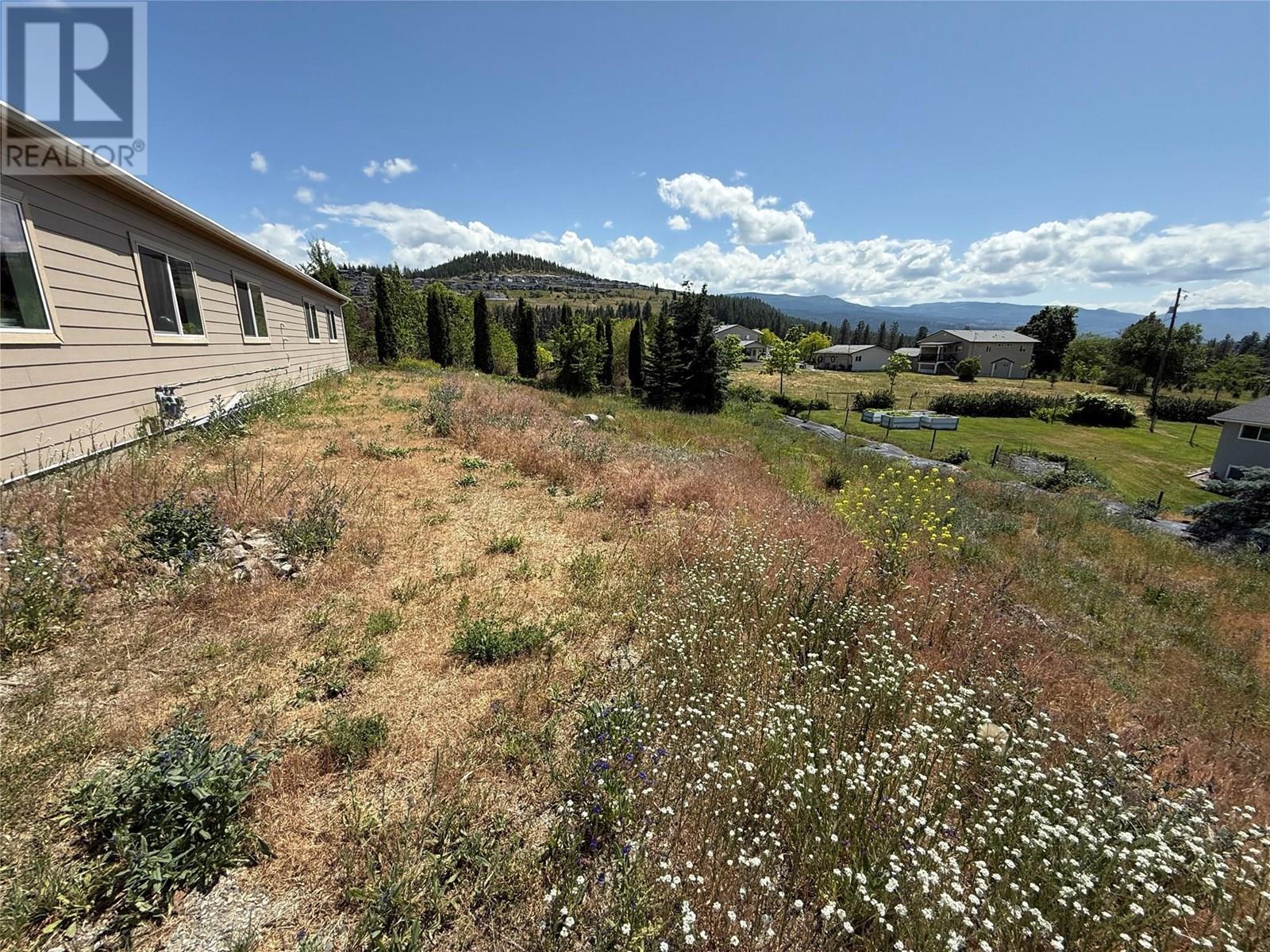  1605 Garner Road, Kelowna