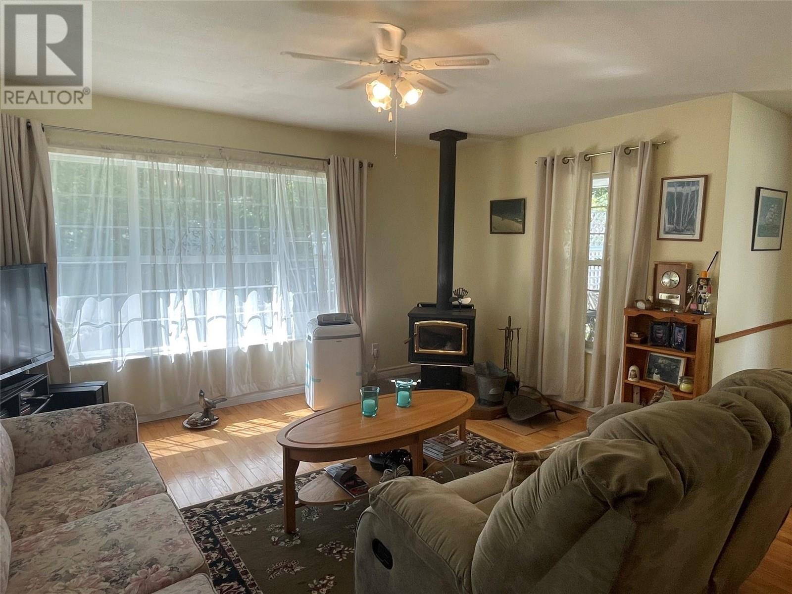  3915 Express Point Road, Scotch Creek