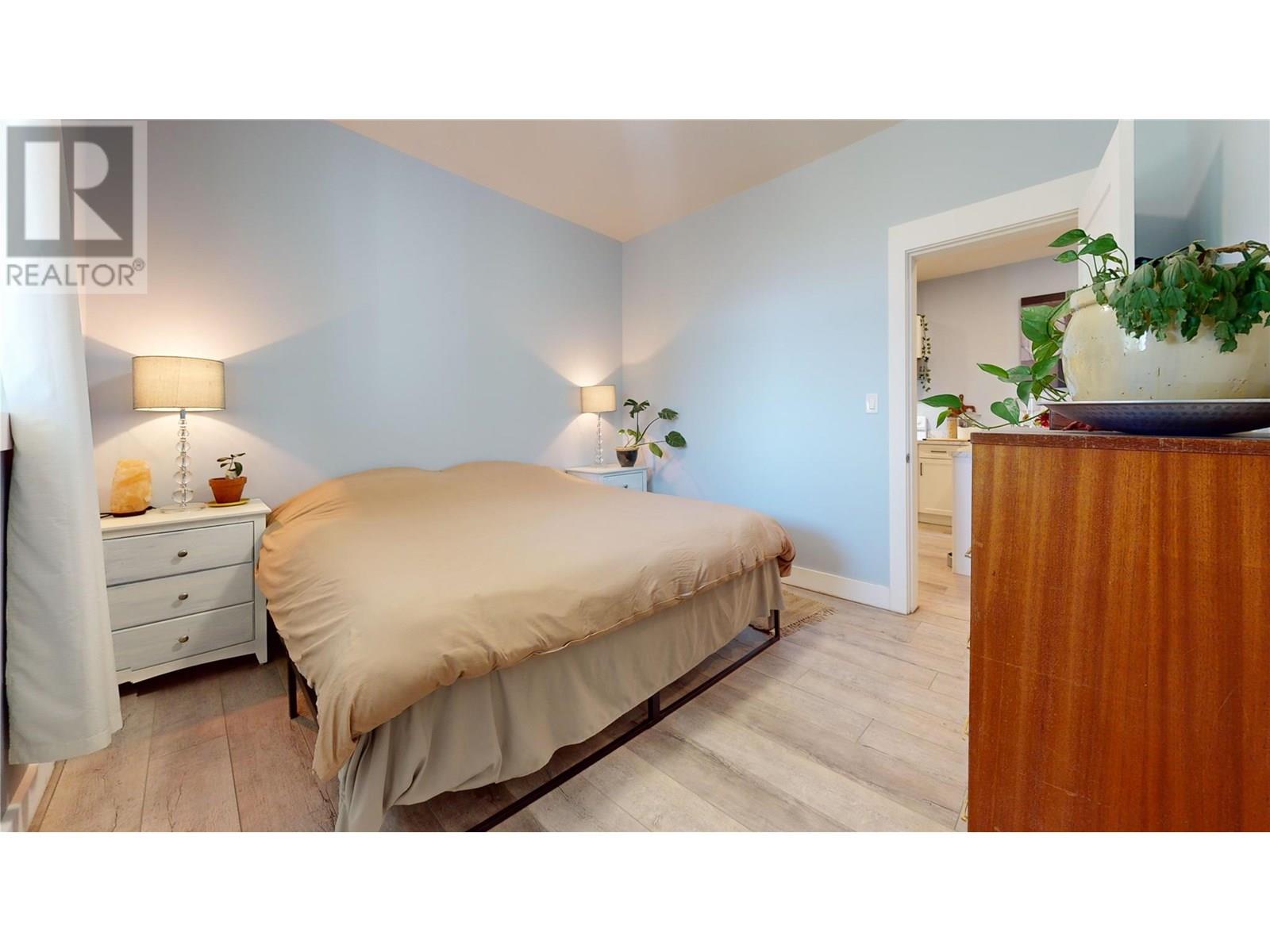 2526 Waverly Drive, Blind Bay