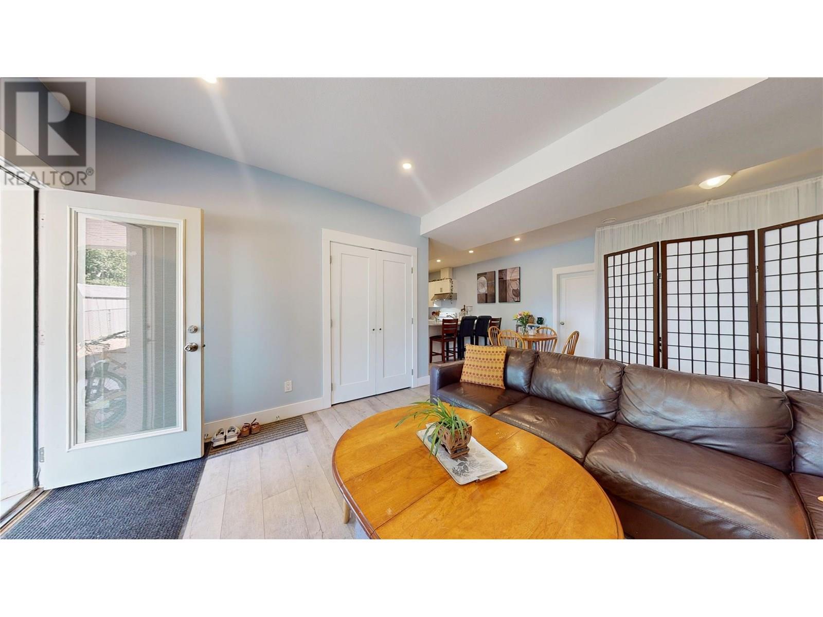 2526 Waverly Drive, Blind Bay