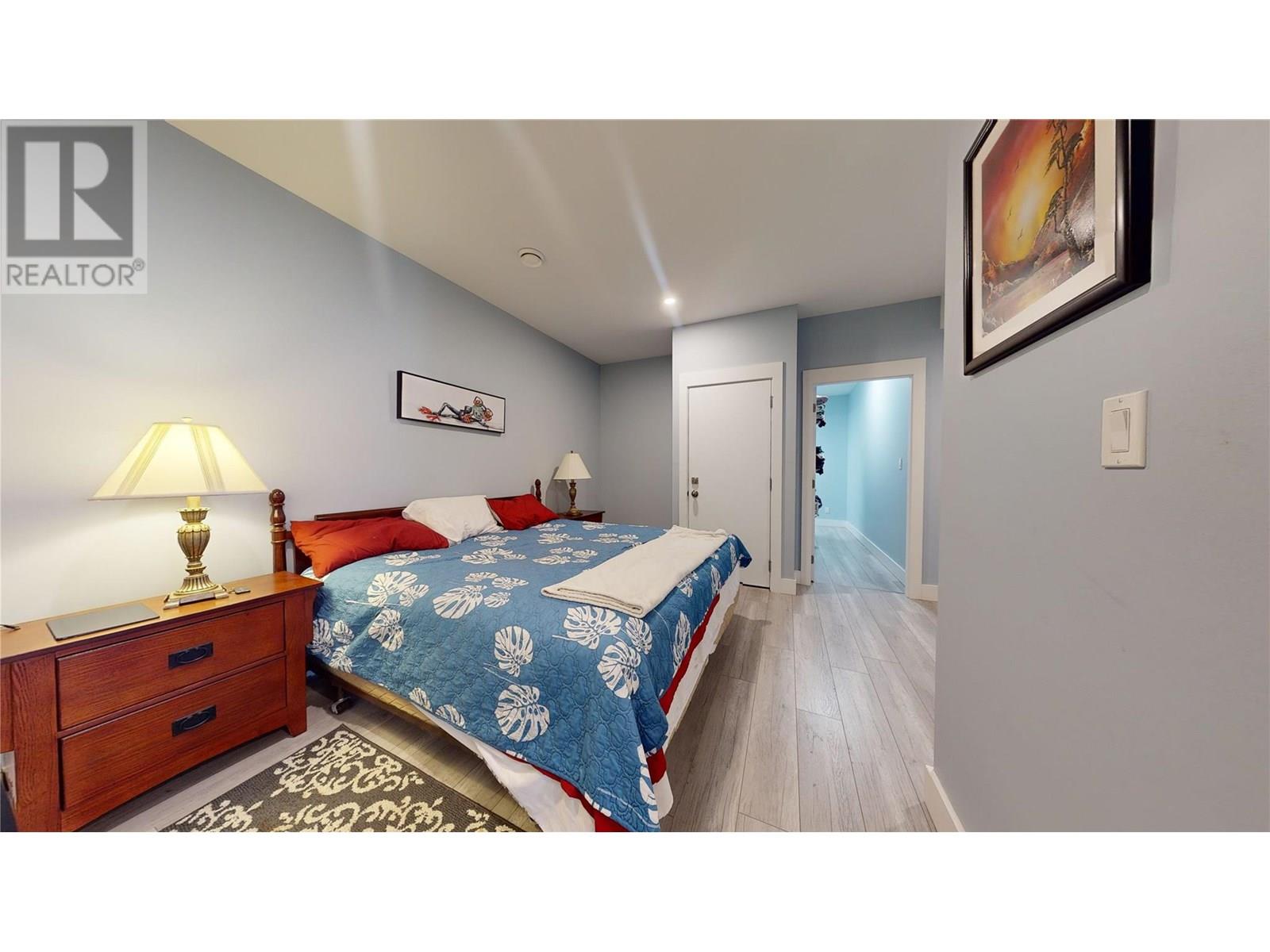 2526 Waverly Drive, Blind Bay
