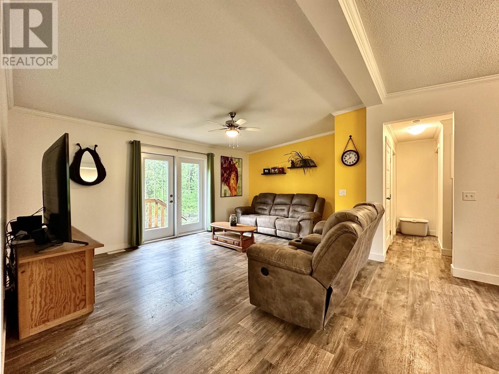 455 HORSESHOE LAKE ROAD, McBride