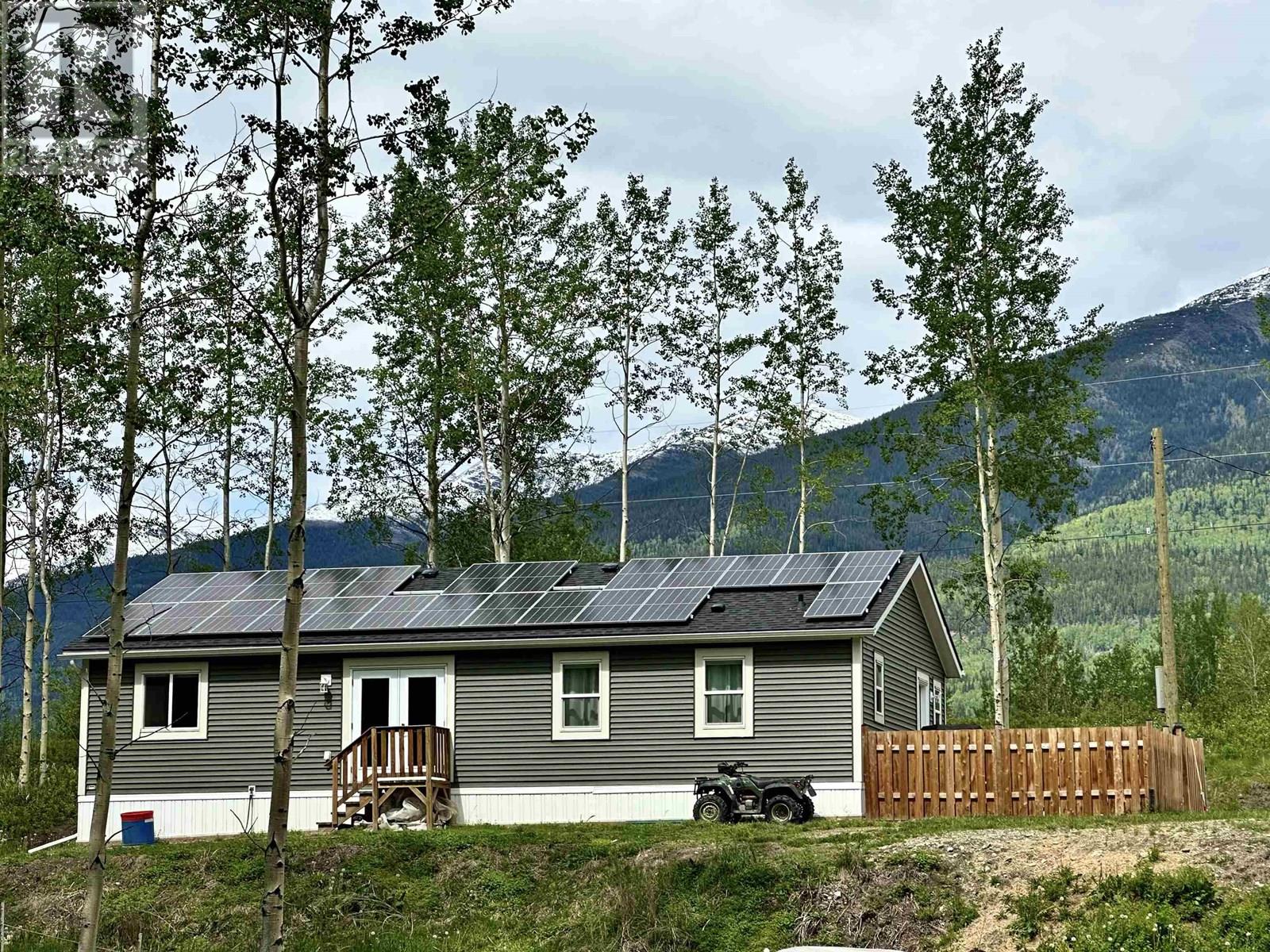 455 HORSESHOE LAKE ROAD, McBride