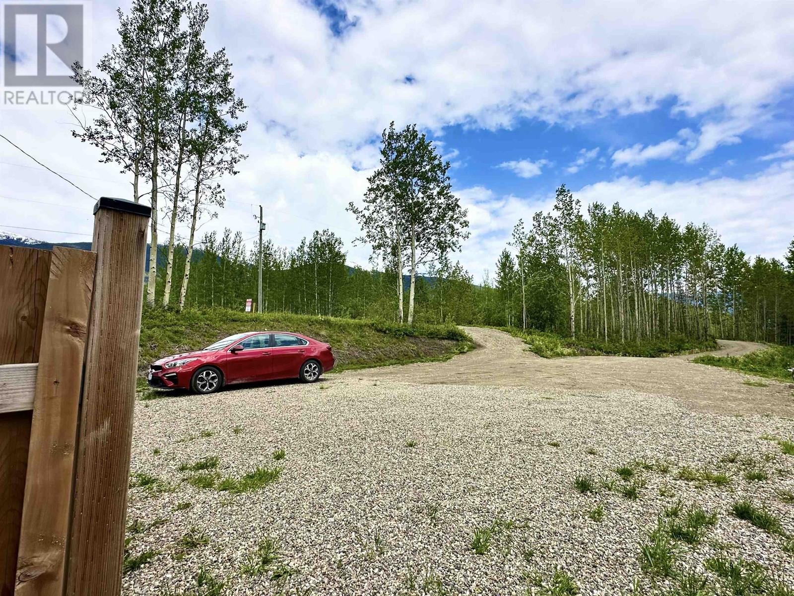 455 HORSESHOE LAKE ROAD, McBride