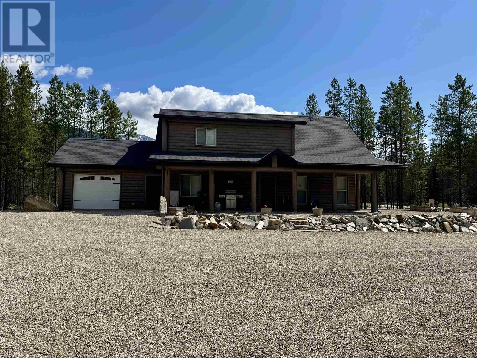 1292 FOWLER PLACE, Valemount