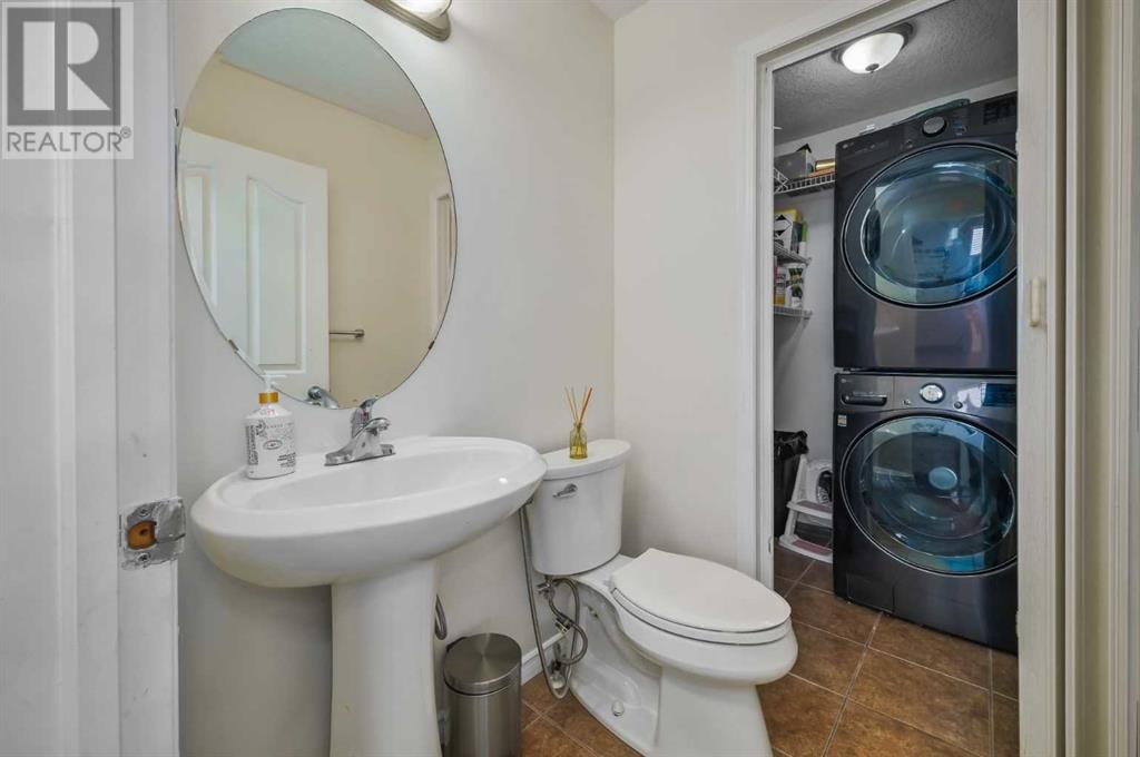 Single Family House for Sale in  Taradale Drive NE Taradale Calgary 