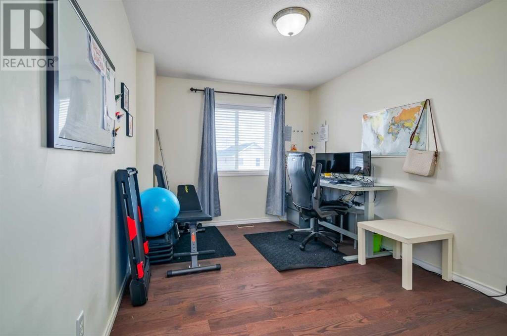 Single Family House for Sale in  Taradale Drive NE Taradale Calgary 