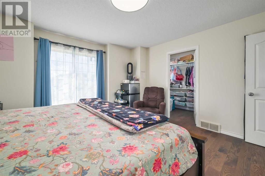 Single Family House for Sale in  Taradale Drive NE Taradale Calgary 