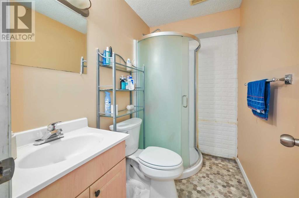 Single Family House for Sale in  Taradale Drive NE Taradale Calgary 
