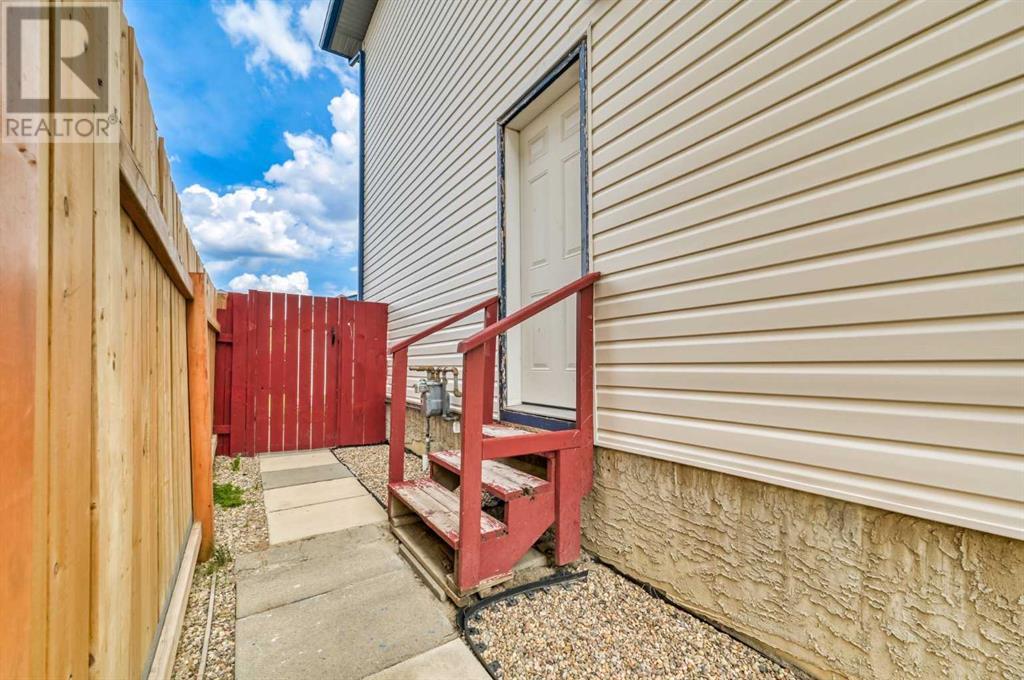 Single Family House for Sale in  Taradale Drive NE Taradale Calgary 