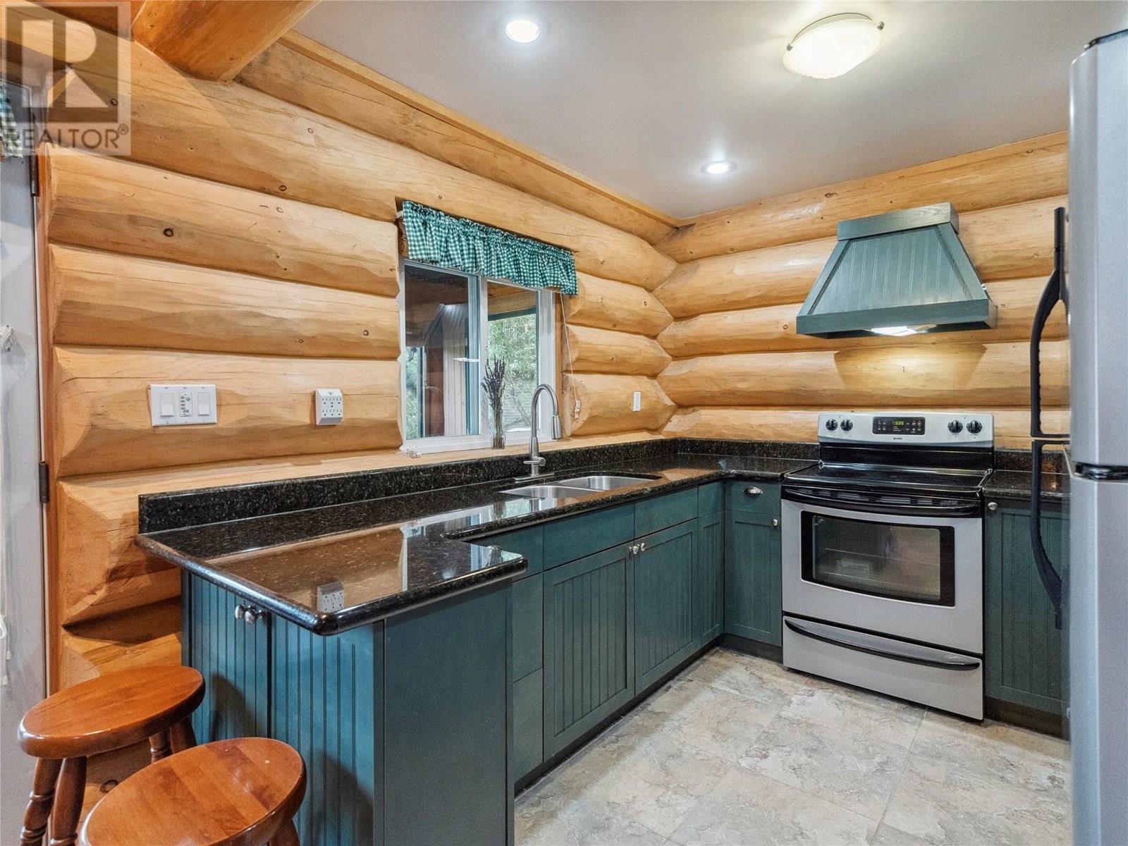 Photo 18 of 10276 Twin Bays Road, Boswell BC