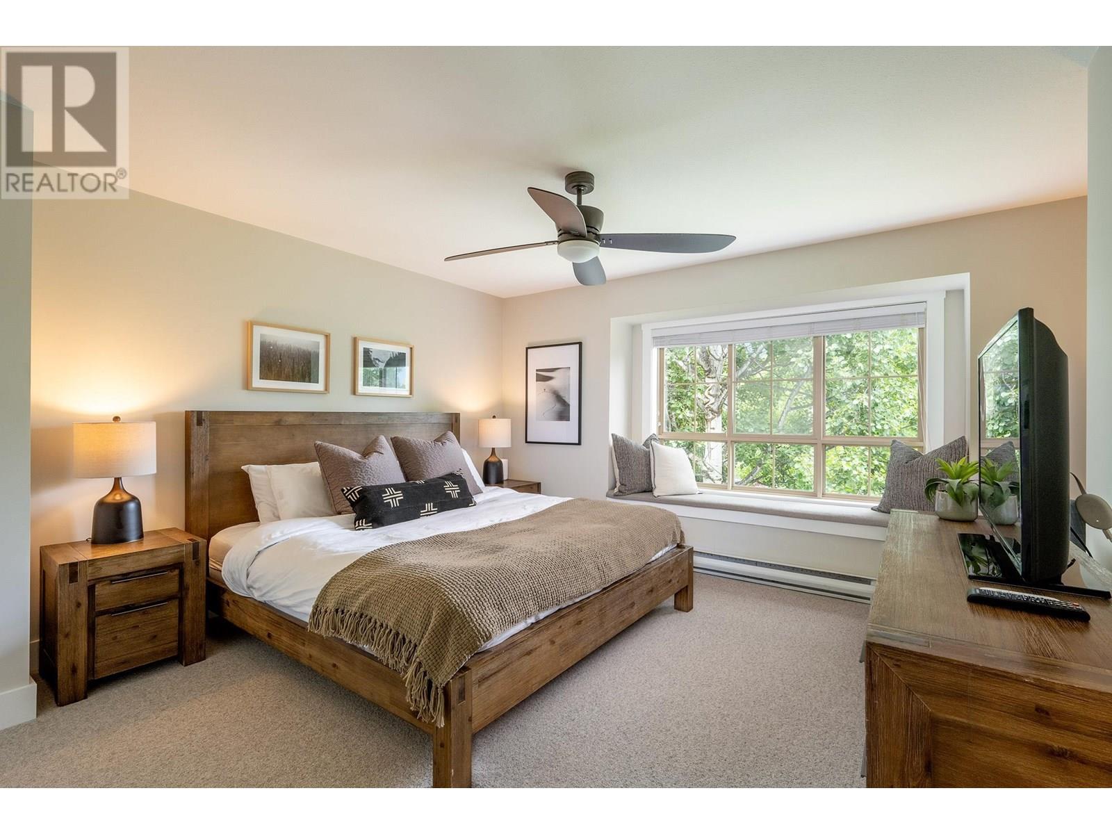 17 8030 NICKLAUS NORTH BOULEVARD, Whistler