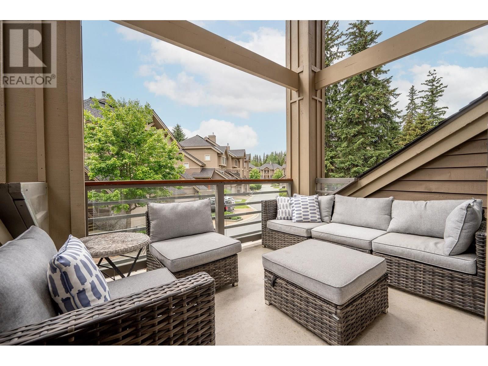 17 8030 NICKLAUS NORTH BOULEVARD, Whistler