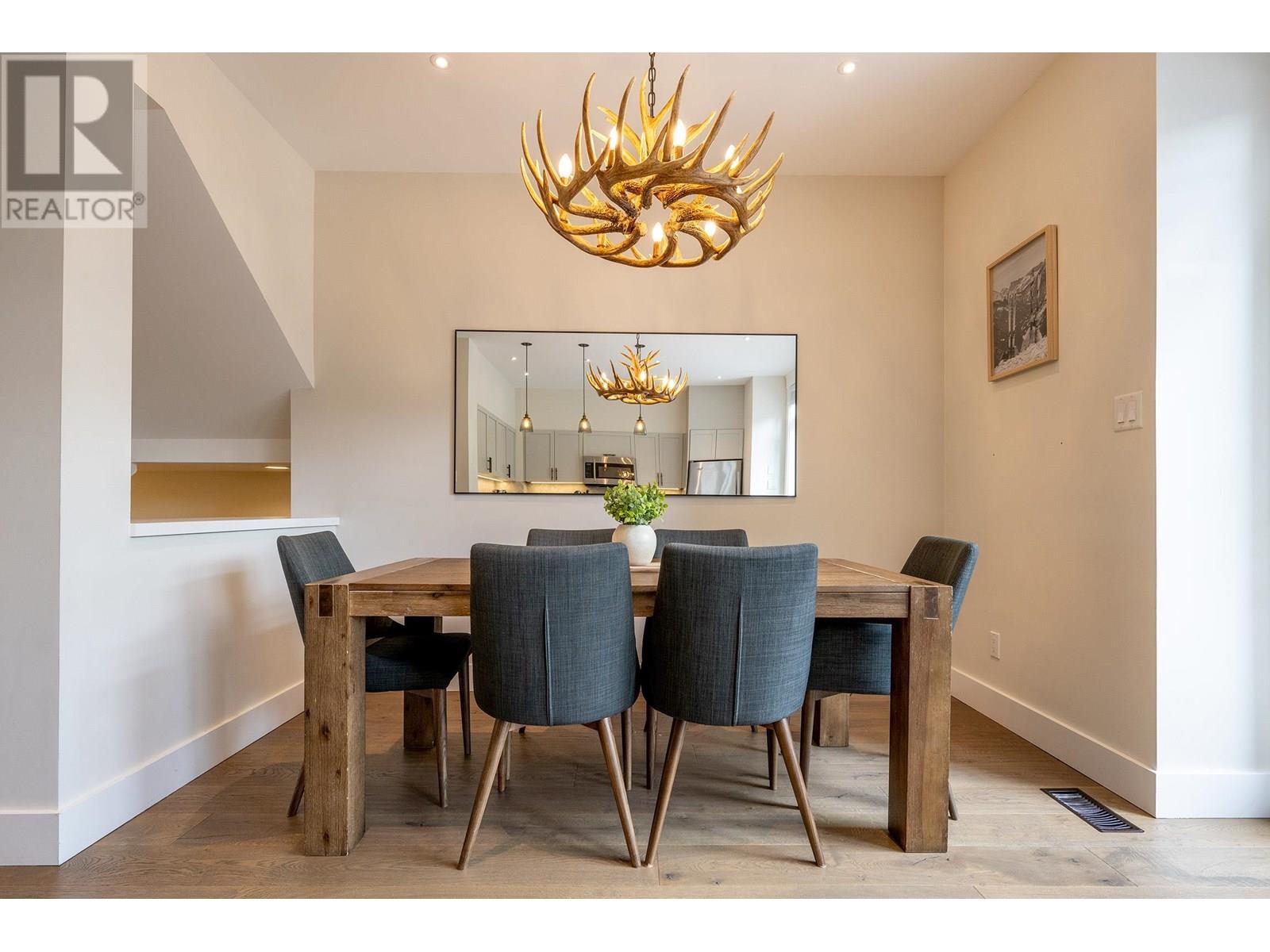 17 8030 NICKLAUS NORTH BOULEVARD, Whistler