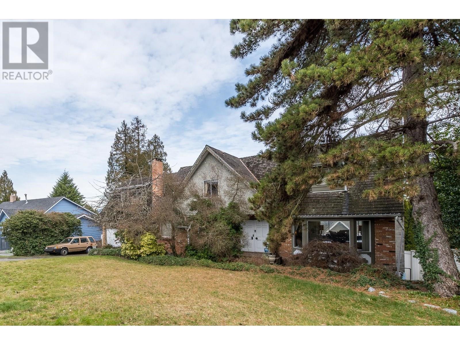 1076 WALALEE Drive, Delta