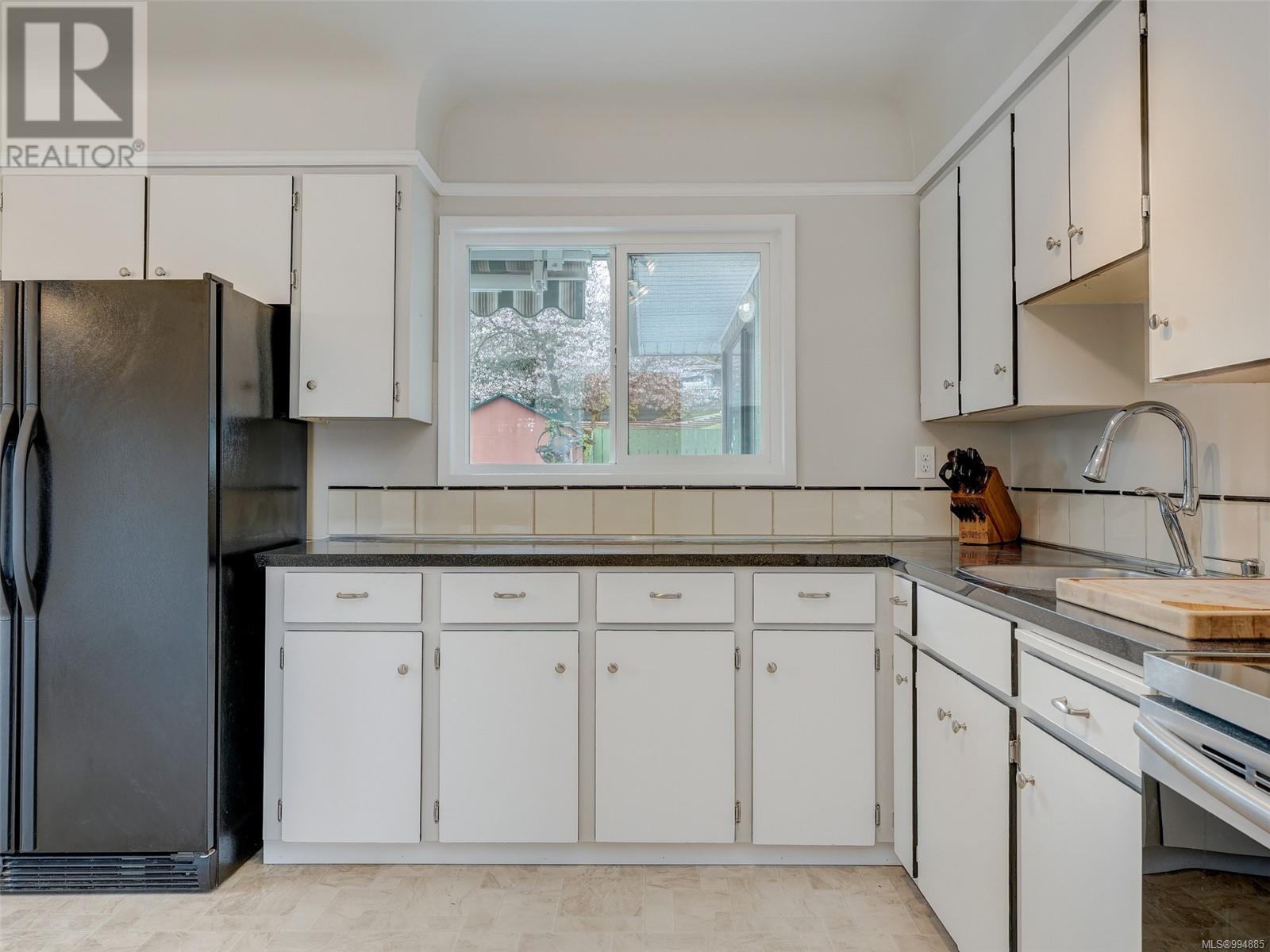 1005 LODGE AVE - Image 10