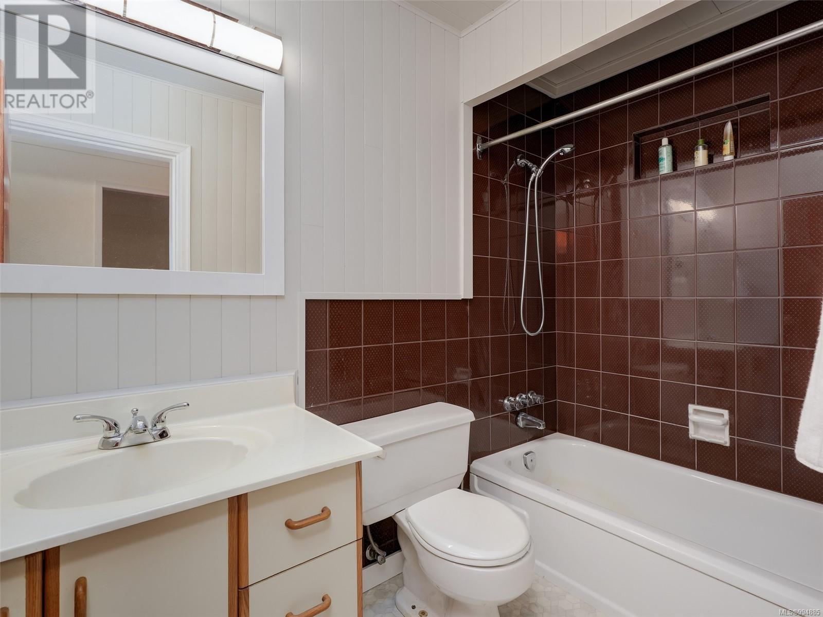 1005 LODGE AVE - Image 17