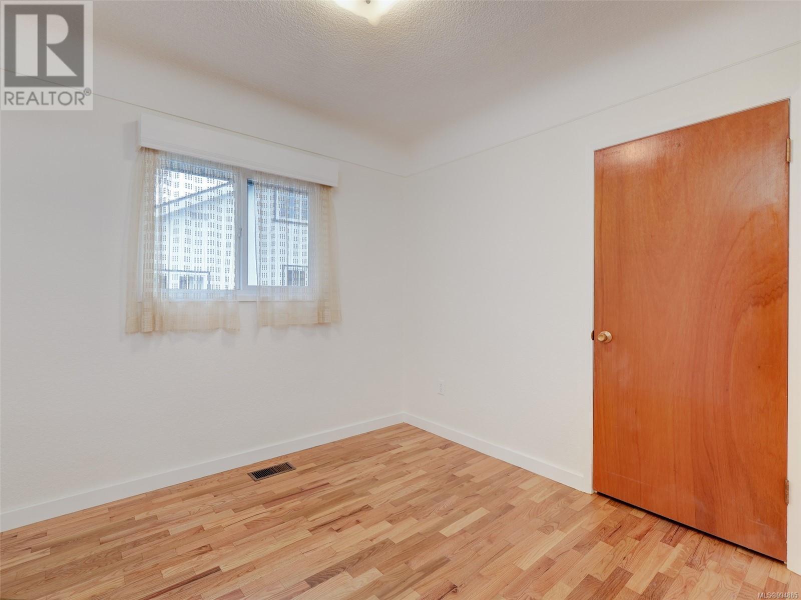 1005 LODGE AVE - Image 15