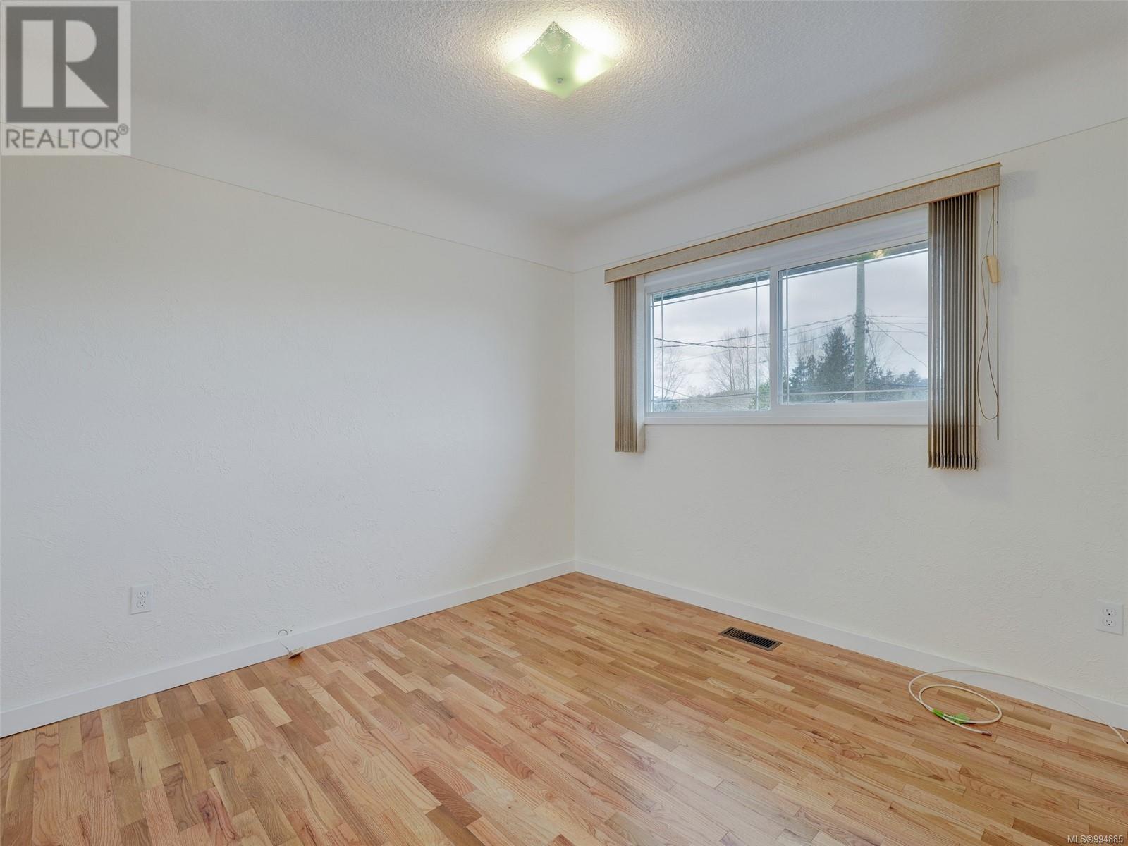 1005 LODGE AVE - Image 20