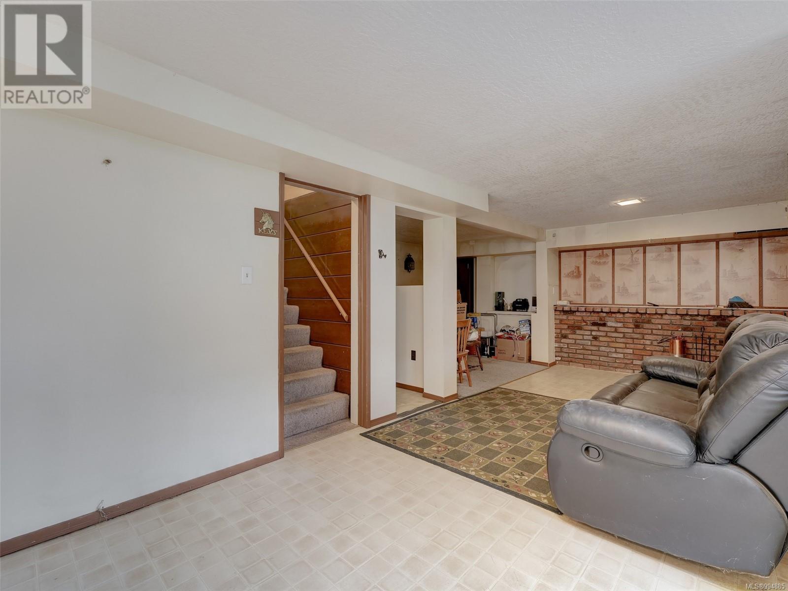 1005 LODGE AVE - Image 23