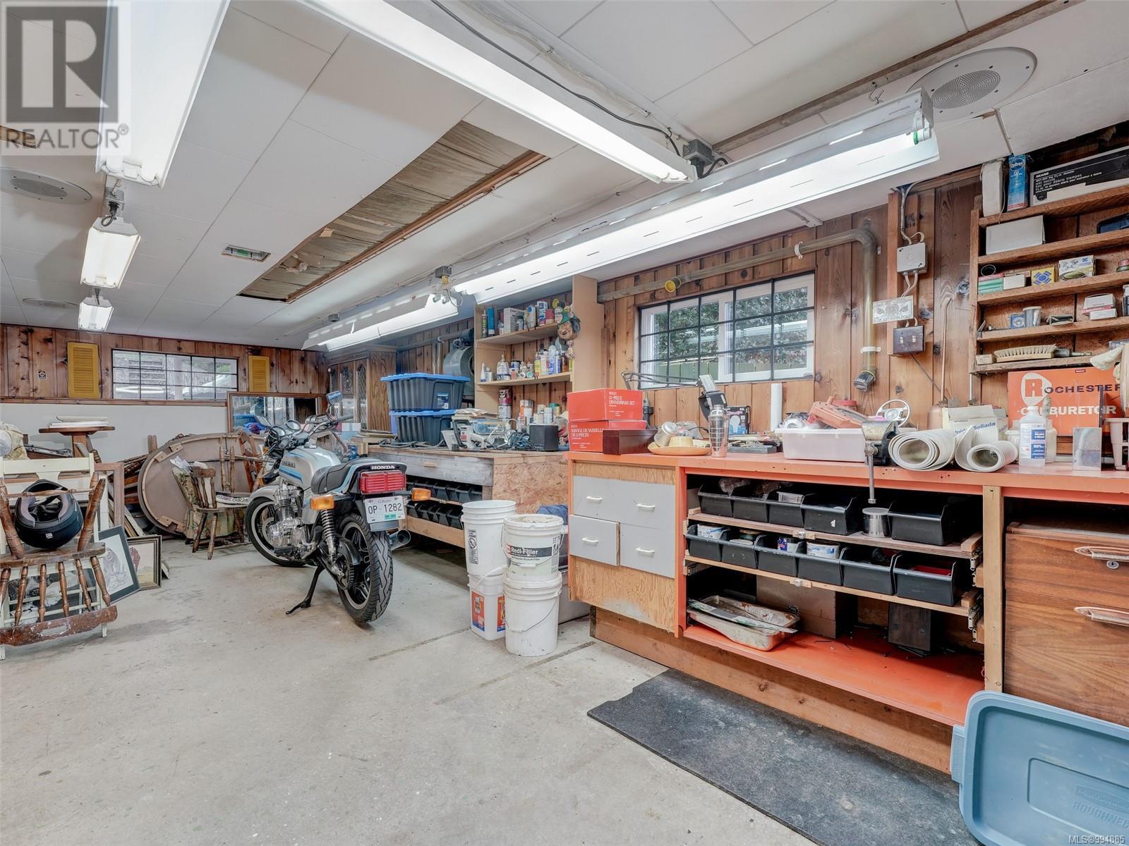 1005 LODGE AVE - Image 26