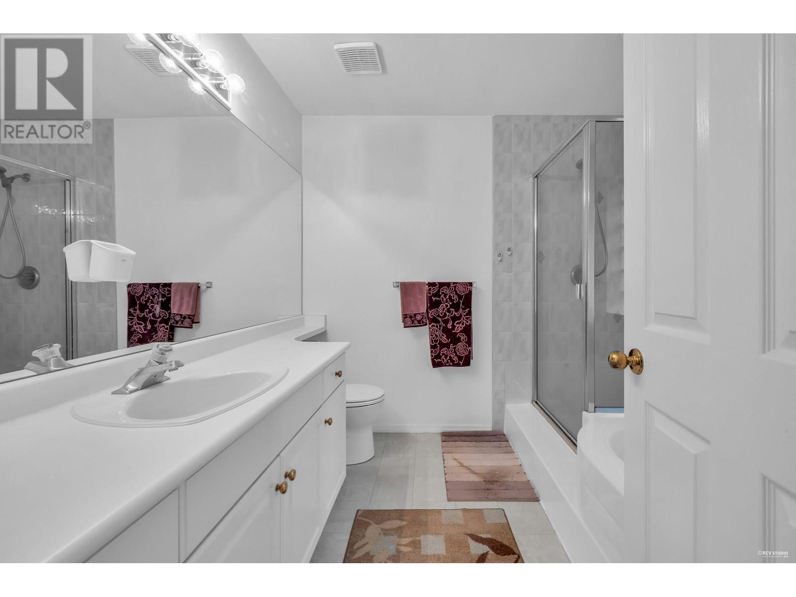 Photo 10 of 22411 Cochrane Drive, Richmond BC