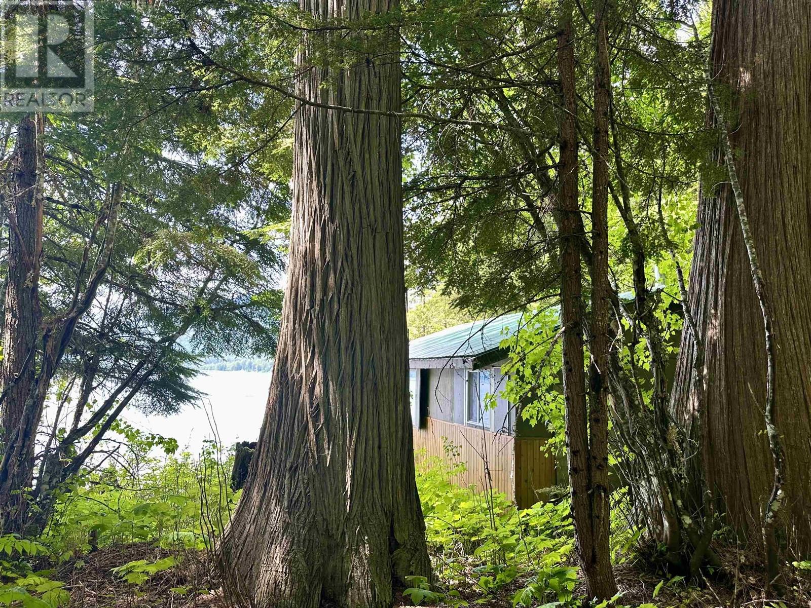 DL 5192 EAST ARM QUESNEL LAKE - 4