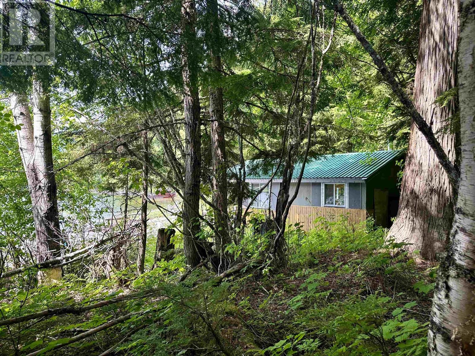 DL 5192 EAST ARM QUESNEL LAKE - 3