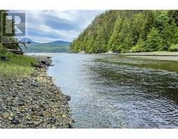 0 Humpback Bay, Sayward, BC V0P1R0 Photo 22