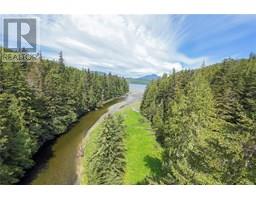0 Humpback Bay, Sayward, BC V0P1R0 Photo 9