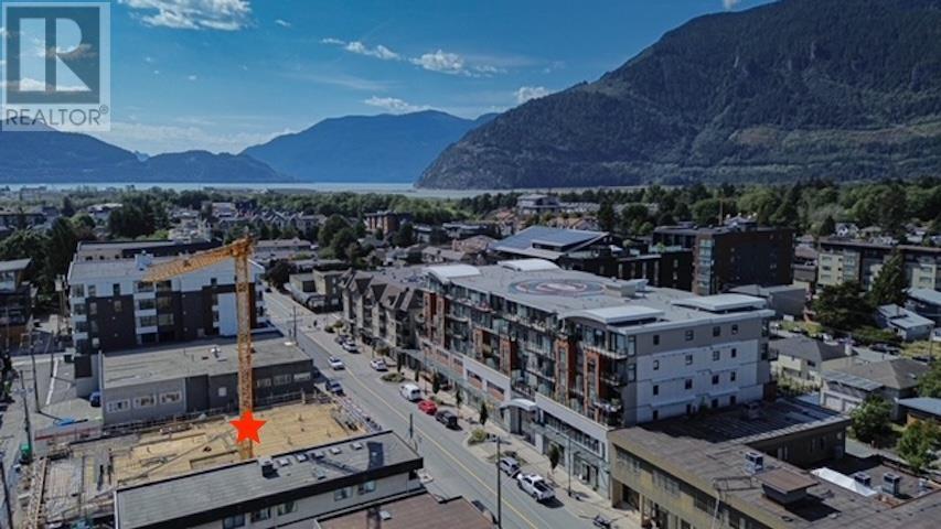 Photo 10 of 406 38044 Second Avenue, Squamish BC